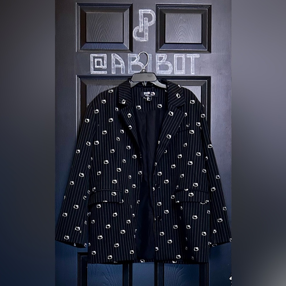 Forever XXI x Hello Kitty Oversized Pinstripe & Print Blazer